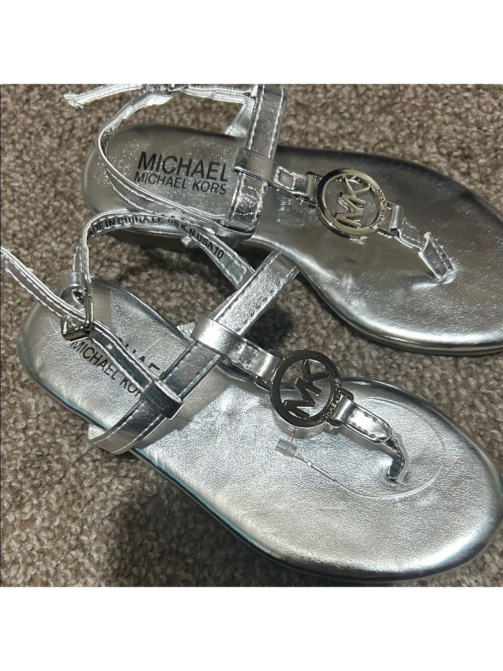 NWOT Michael Kors Silver Metallic Logo T-Strap Girls Sandals